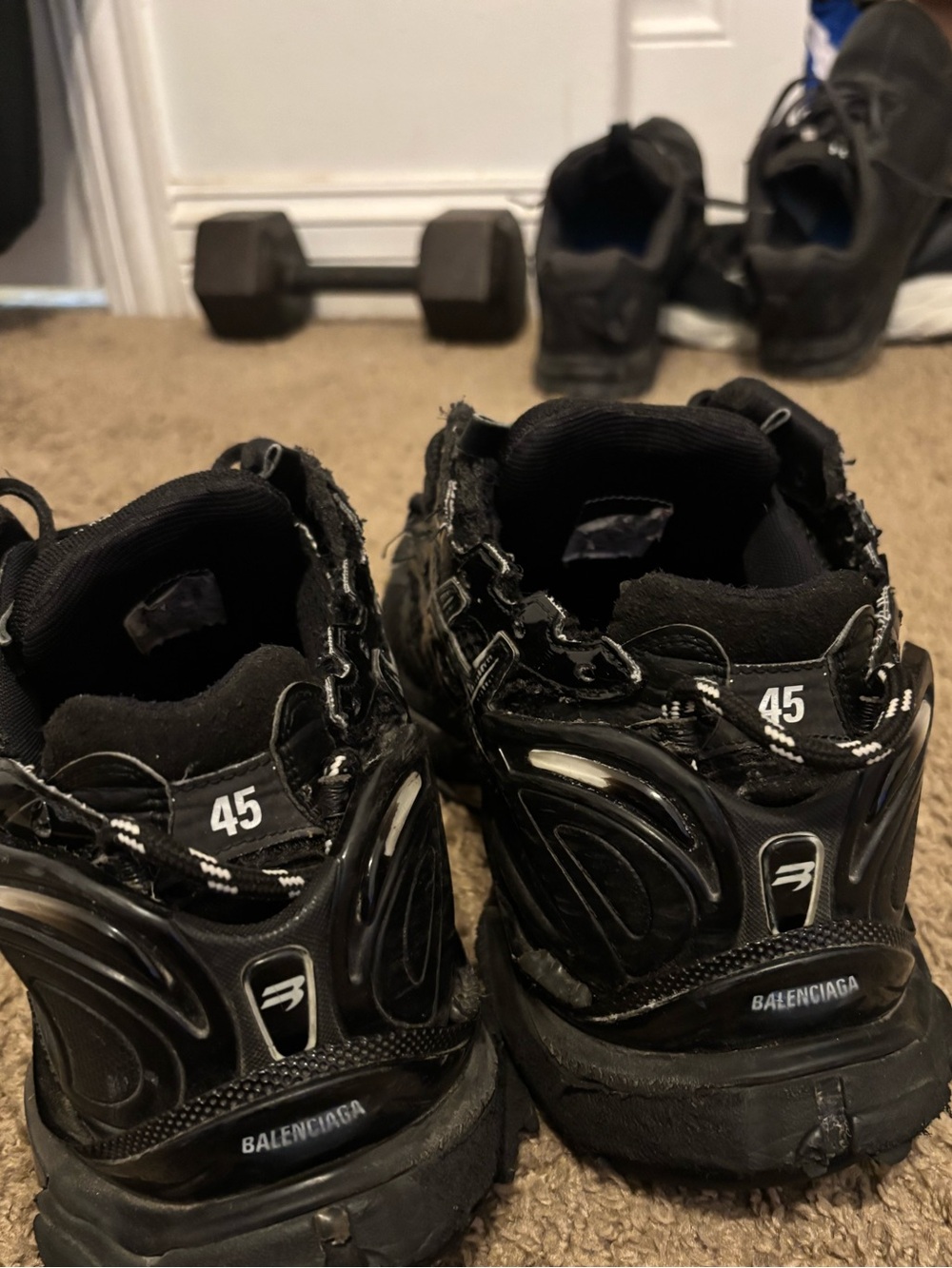 Balenciaga Black Runner Sneakers - Picture 4 of 6